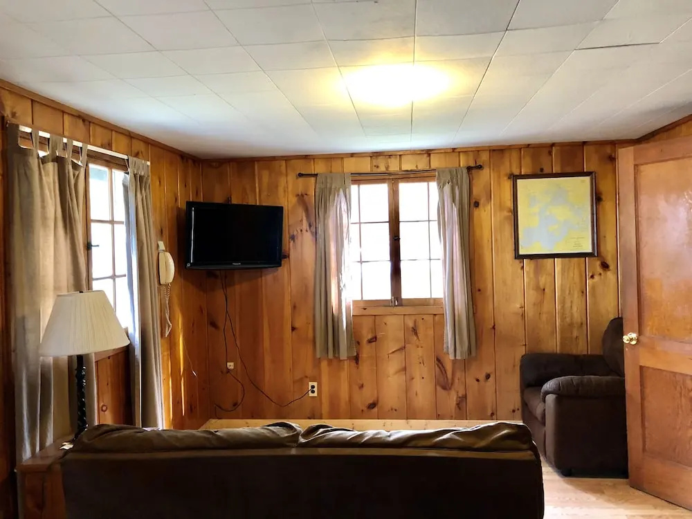 Sportsman's Lodge