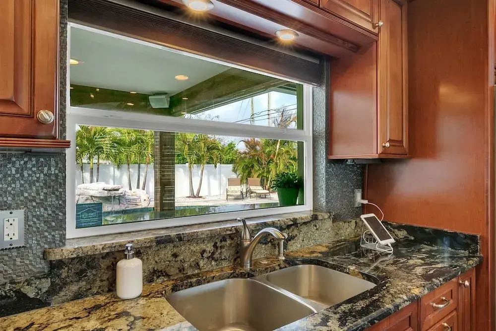 Resort-style Seminole  4 Bedroom Home
