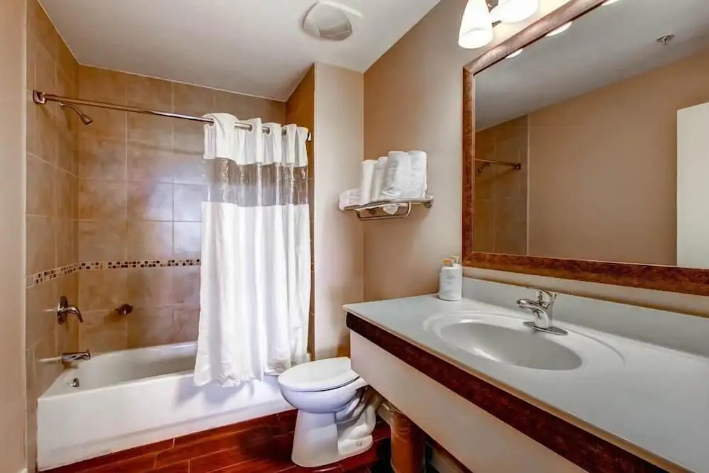 Origin at Seahaven 825