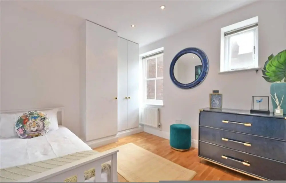 Luxury 3-bed Huge Garden Great Transport Links