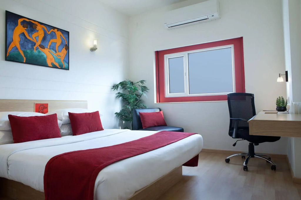 Red Fox Hotel Chandigarh