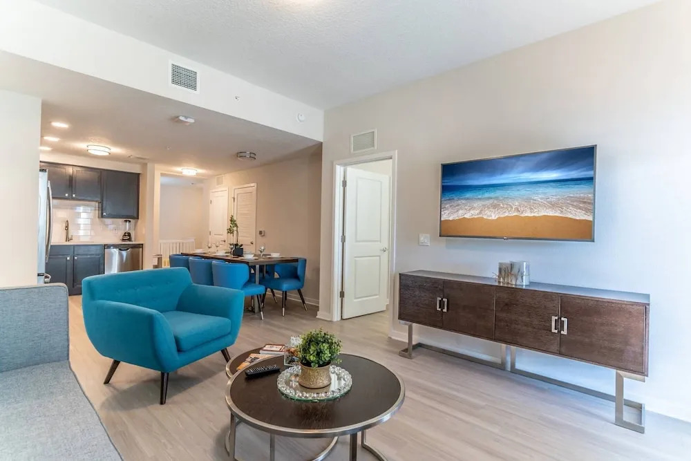4013 Vista Cay