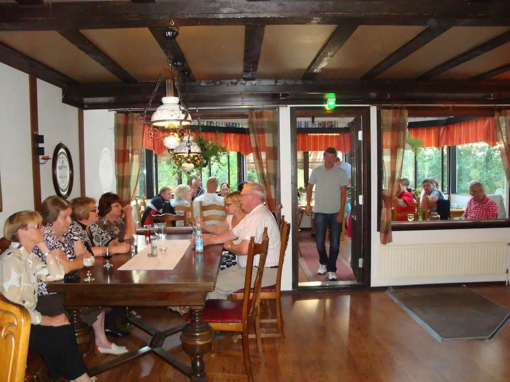 Cronins Guesthouse Bed & Breakfast