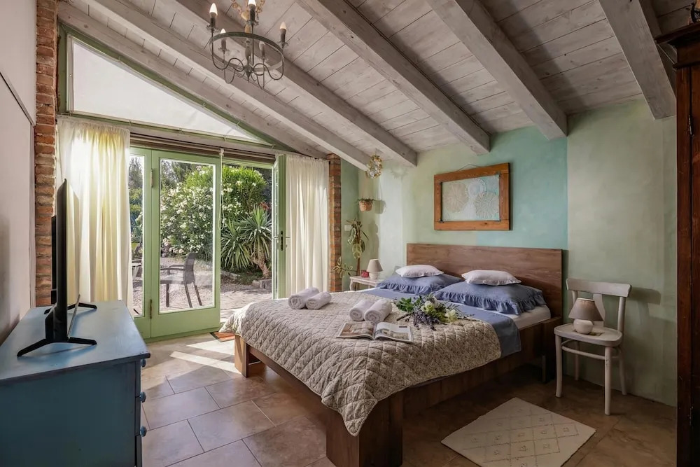 Tiny House With Private Pool Kostrena