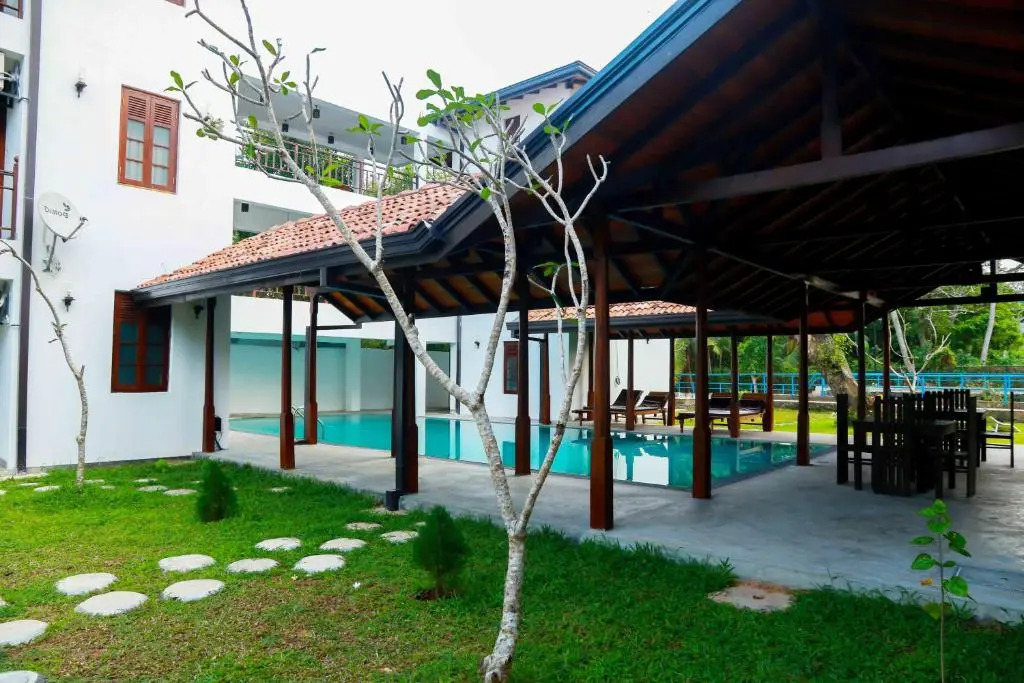 Lagoon Boutique Hotel