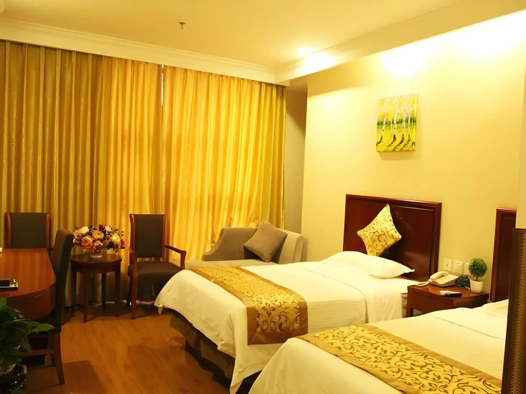 GreenTree Inn ZhangJiaKou XiaHuaYuan District XinChen Road Express Hotel
