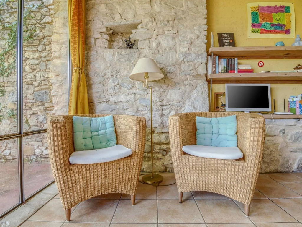 Cozy Holiday Home in Marignac-en-Diois with Garden
