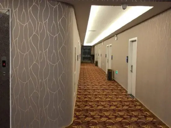 Yuyao Yijia Hotel