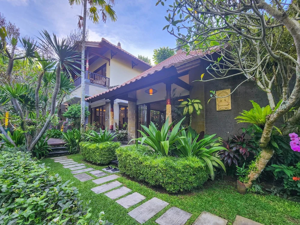 Puri Lana Villa Close to NYANYI BEACH by Nagisa Bali