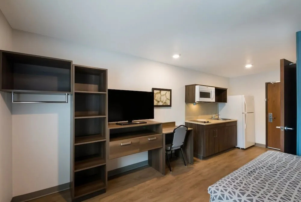 WoodSpring Suites Austin Central
