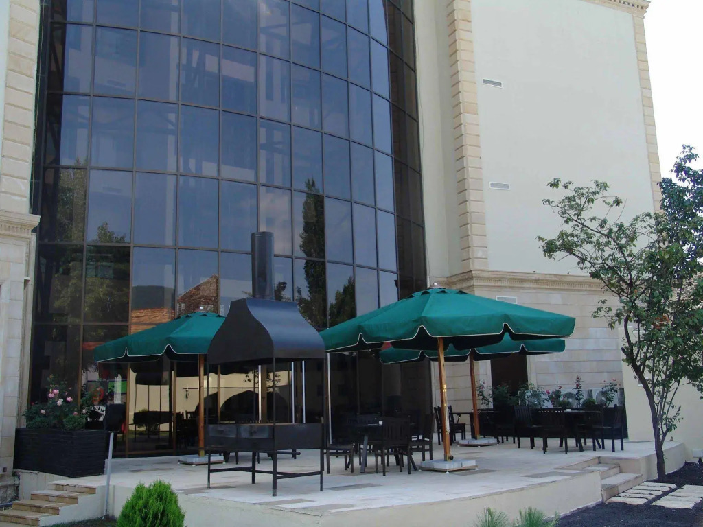 Sheki Saray Hotel 