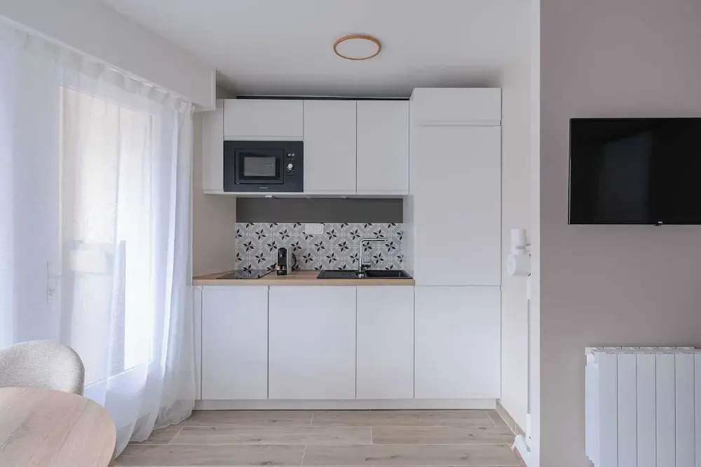 Luxurious Apartment With Parking Place Morny