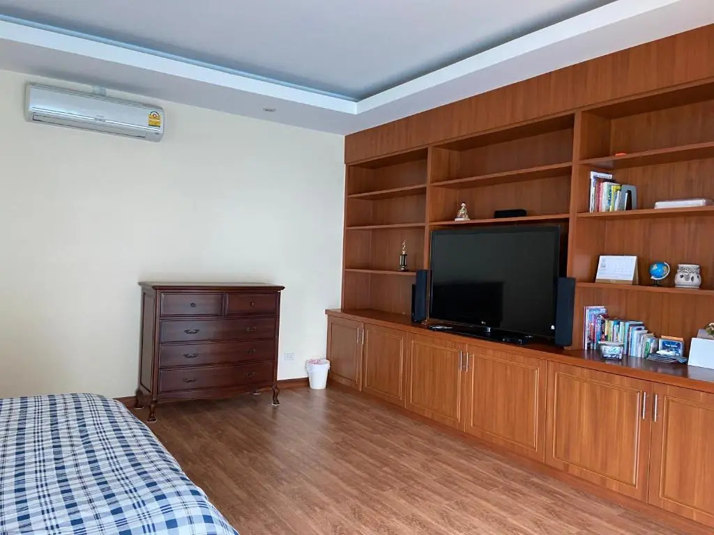 Sook Pool Villa