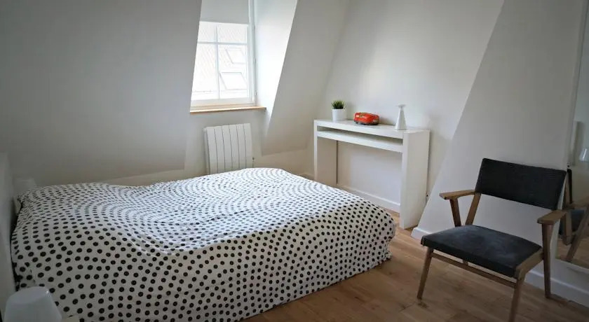 Little Suite - Edouard