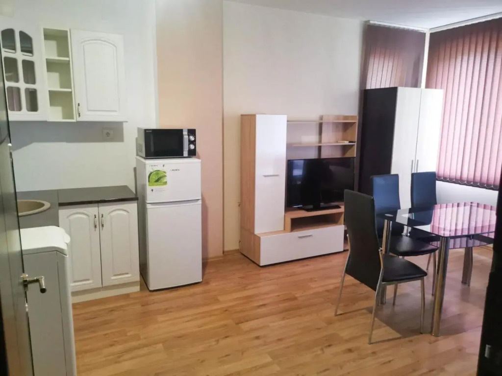 Central Apartment 4