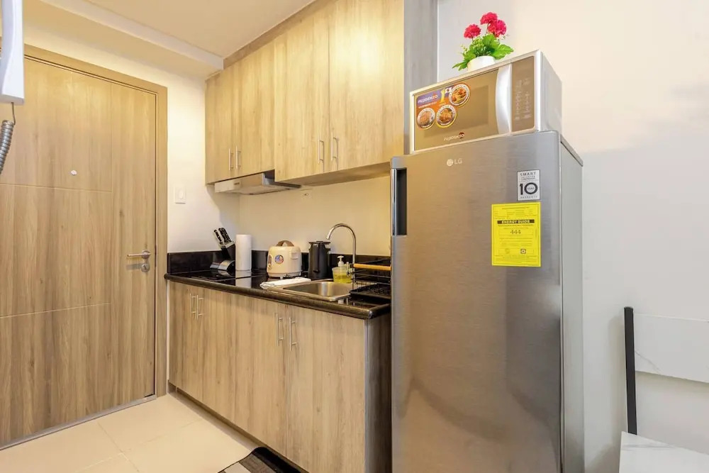 Luxurious Bayview 2BR Near MOA Picc CCP Free Wifi