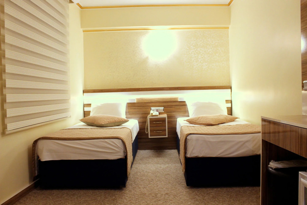 Yaztur Hotel
