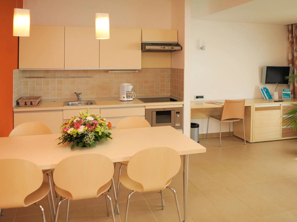 Comfortable apartment with a microwave, at 1 km. from Vrsar