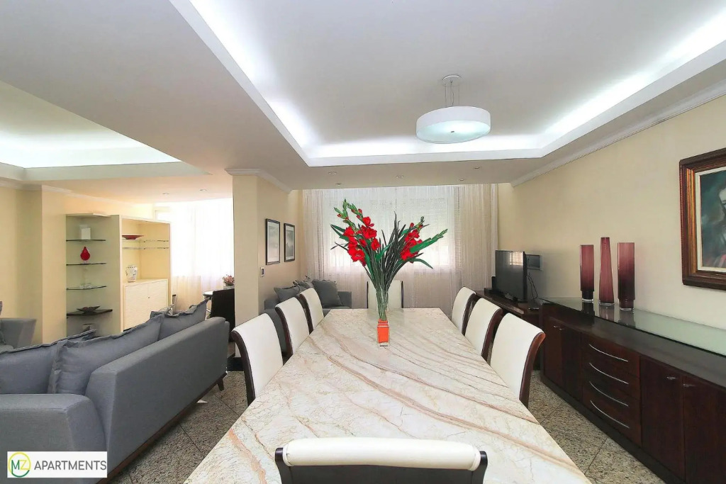 Apartamento Espaçoso E Luxuoso Em Copacabana