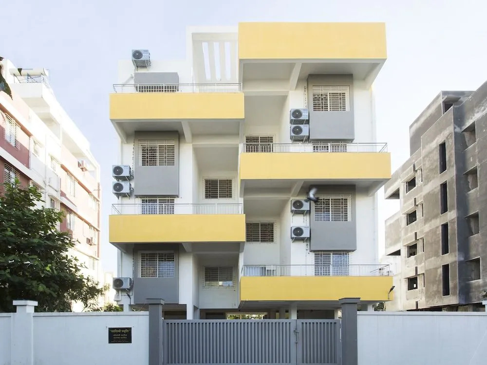 OYO 10221 Hotel E Serai