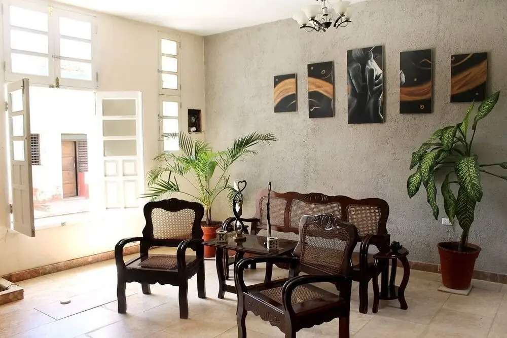 Hostal Sky View