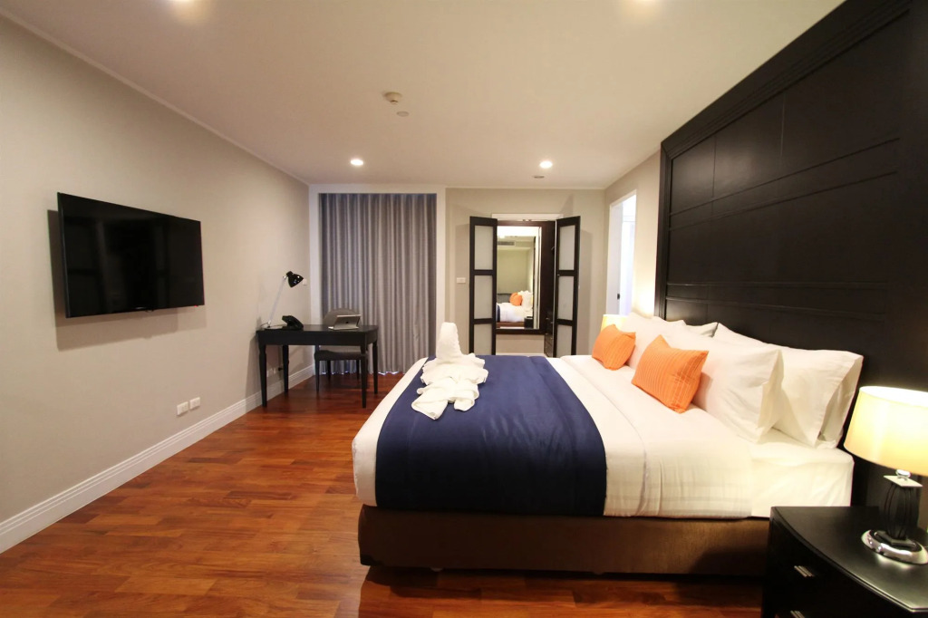 GM Complex Apartment