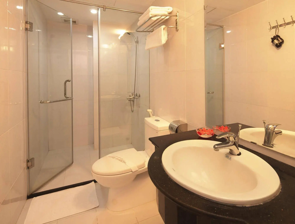 Hanoi Holiday Diamond Hotel