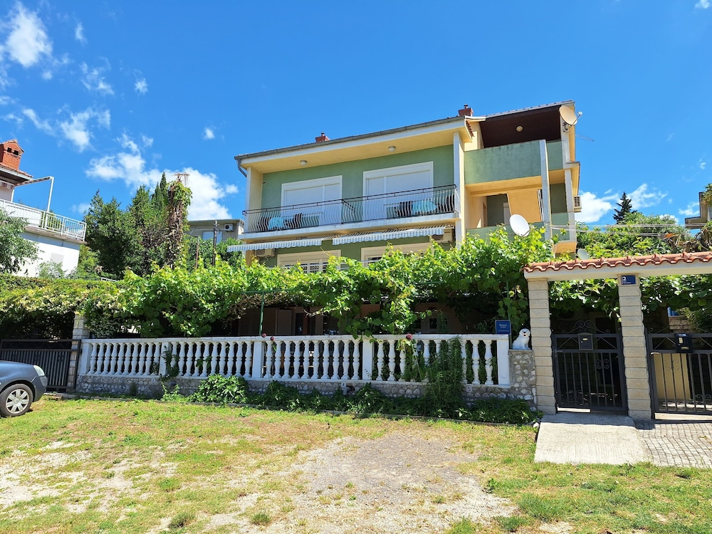 Apartments Dalia