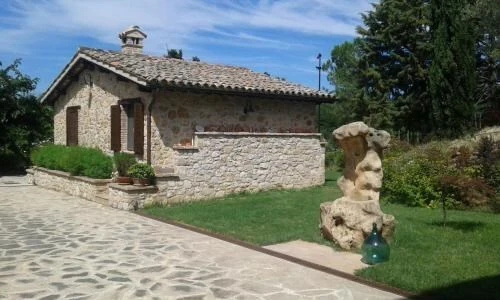 Umbrian Holiday on the enchanting hills of Todi