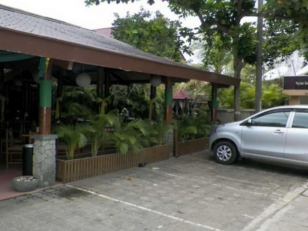 Nyiur Indah Beach Hotel