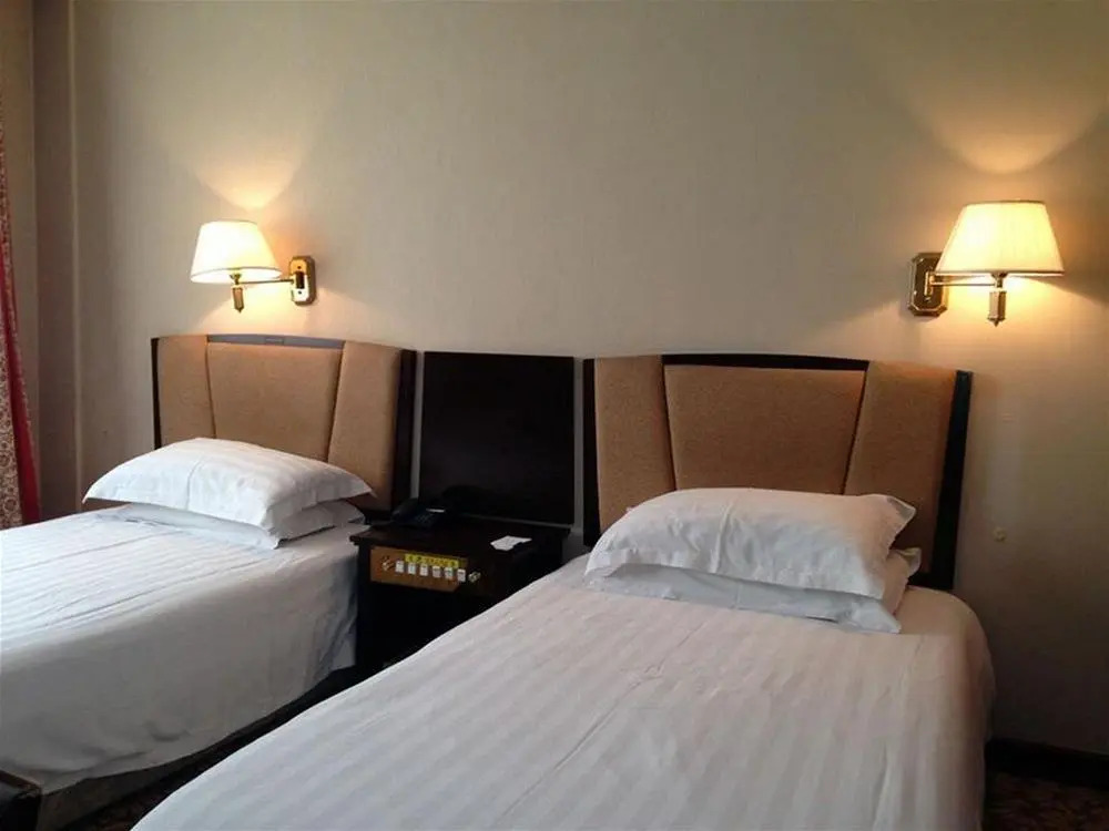 Qi Dong Grand Hotel