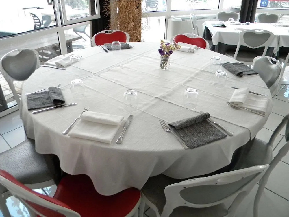HOTEL GENOVA