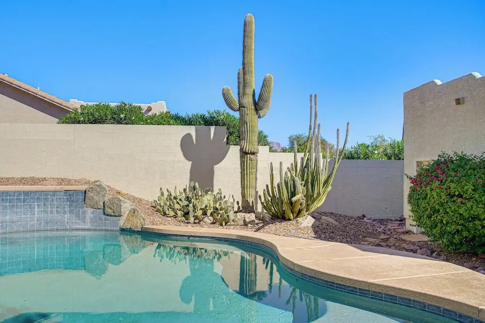 Pet-friendly Snowbird Haven w/ Pool in Gold Canyon