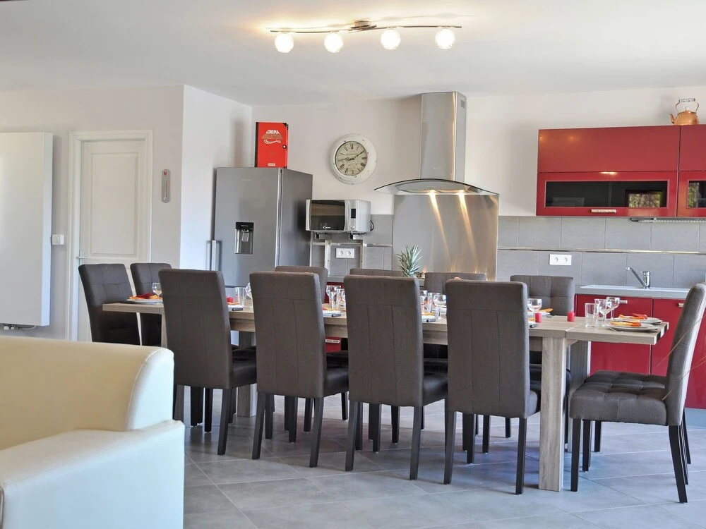 Luxury Villa with Private Pool in Saint Victor de Malcap