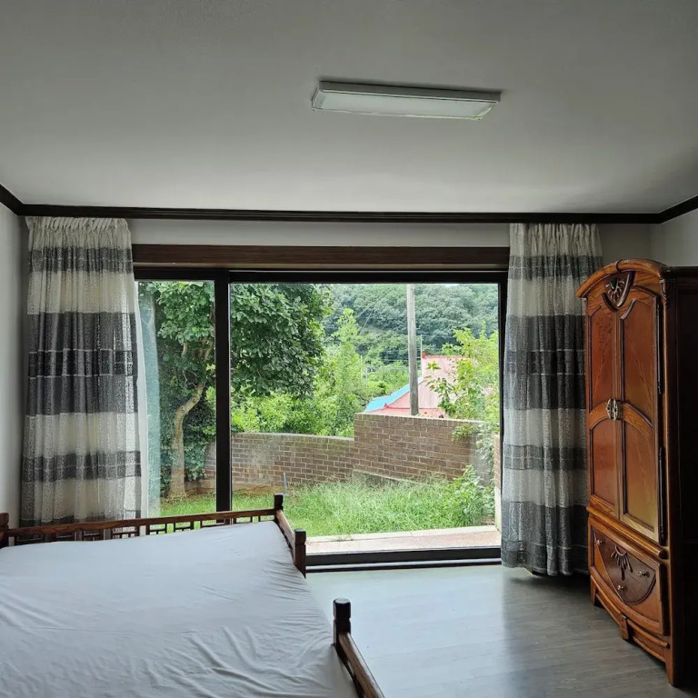 HwiMokArt Resort