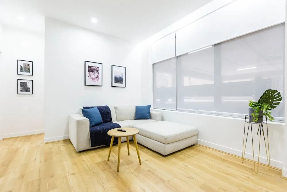 HAZEL, 3BDR Melbourne Apartment