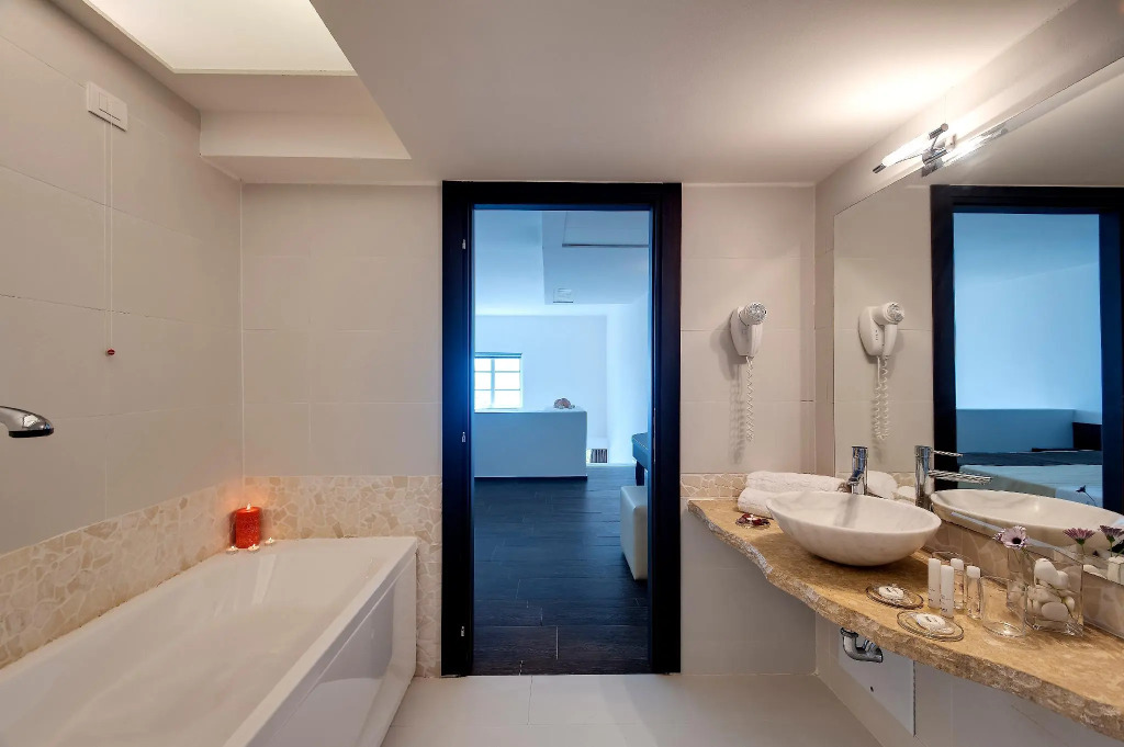 Hydra Beach Resort