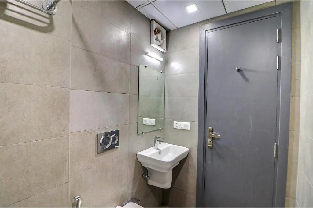 FabHotel Kirti Nagar