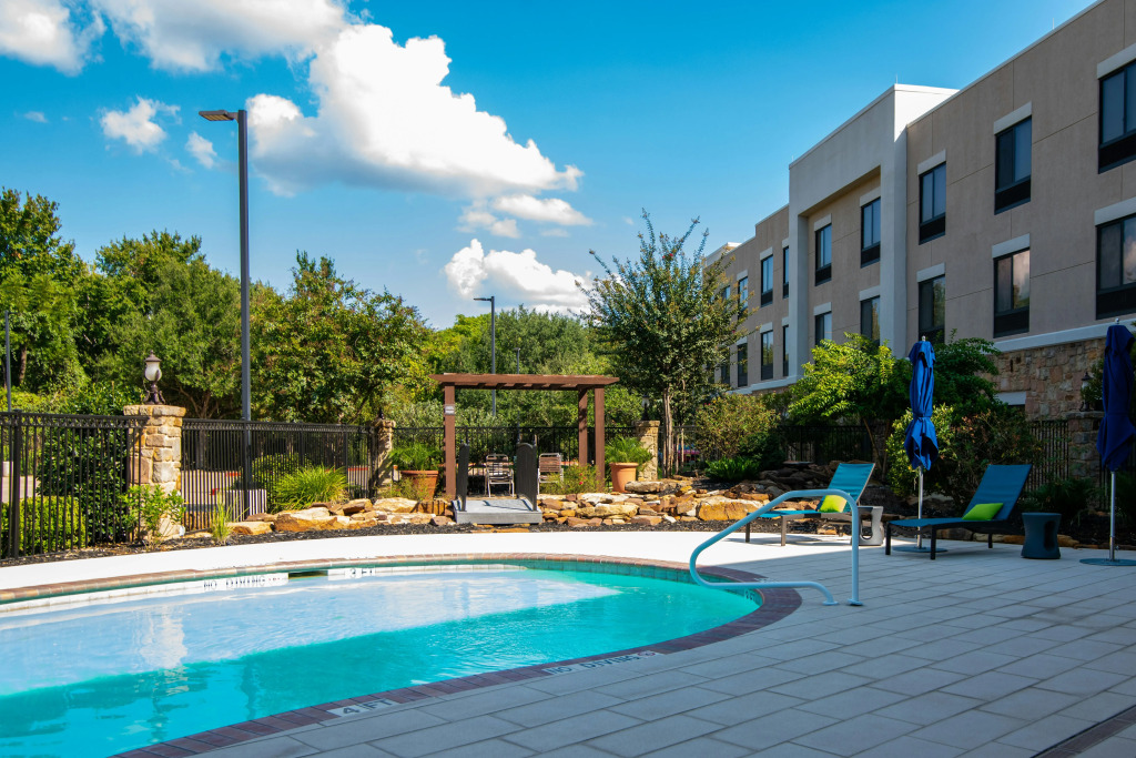 Hampton Inn & Suites College Station