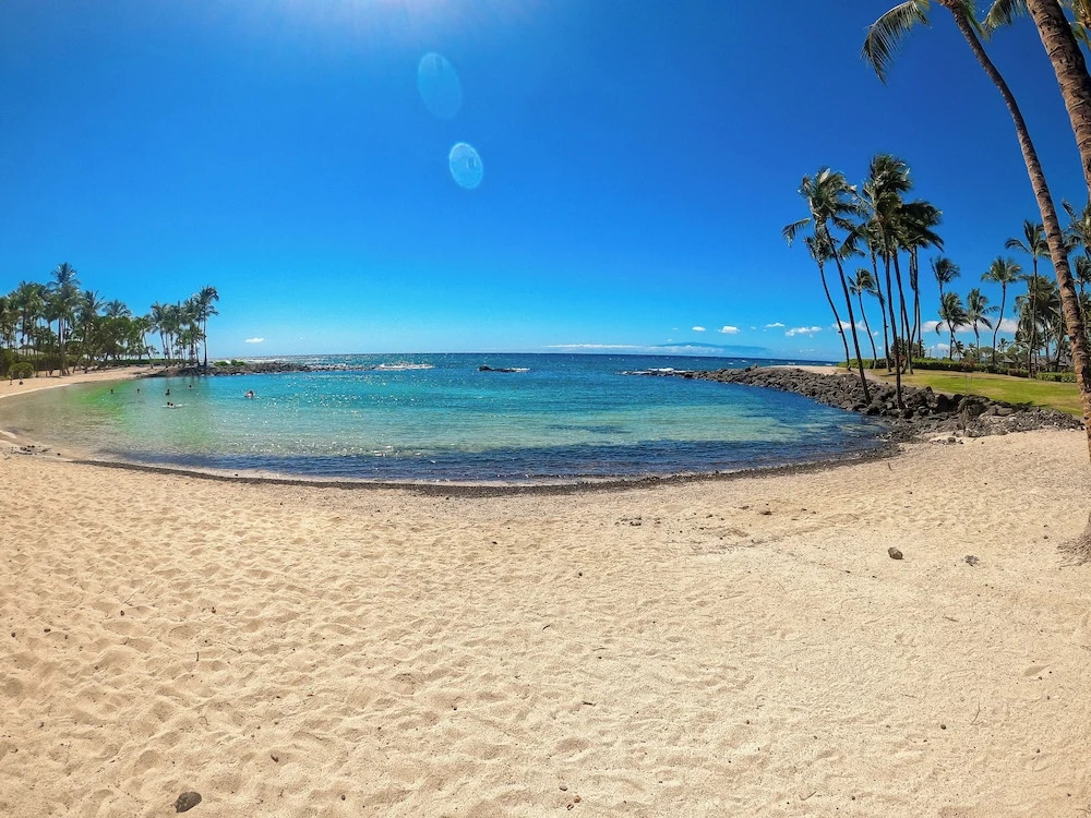 Kolea - Walk to Beach with Pool Access
