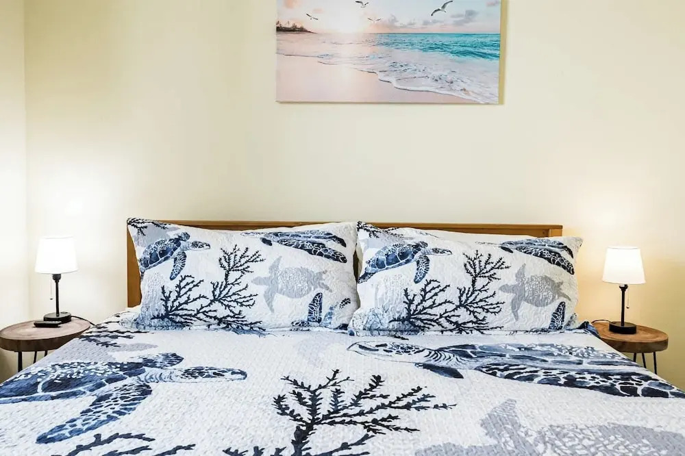 4B Balcony Beachfront Access to Indian Rocks Beach