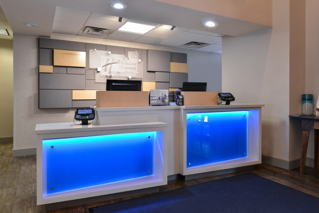 Holiday Inn Express & Suites Austin North Central by IHG