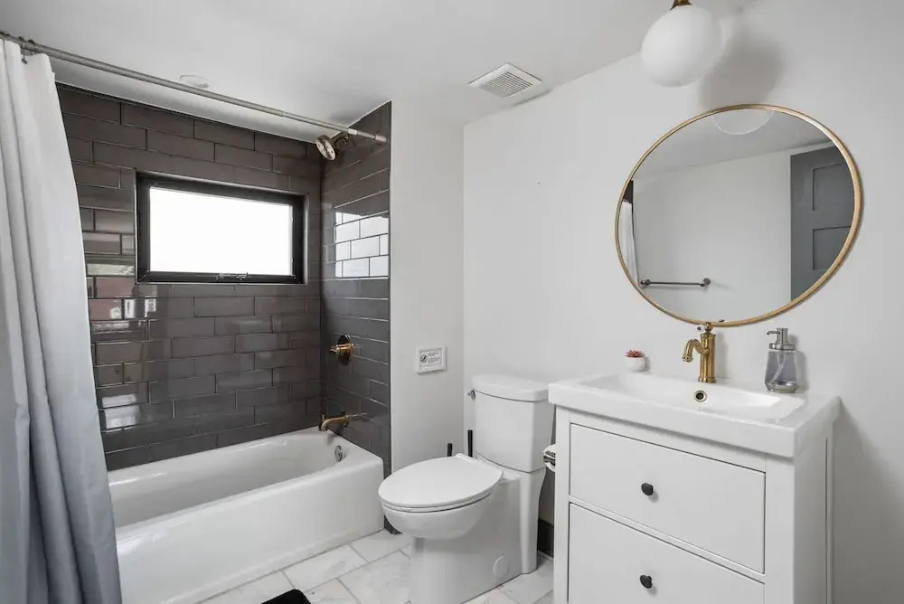 Modern Architect's Duplex by CozySuites