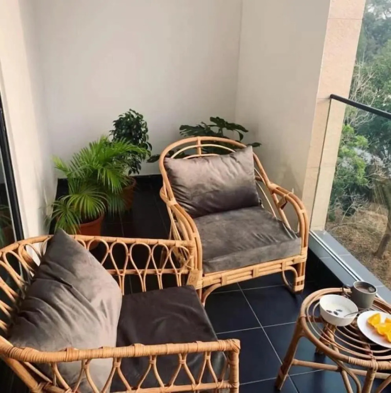 Embassy Gardens Upscale D-Plus Apartments