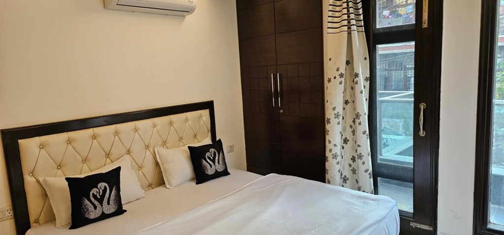 Luxurious 3Bhk Apartment