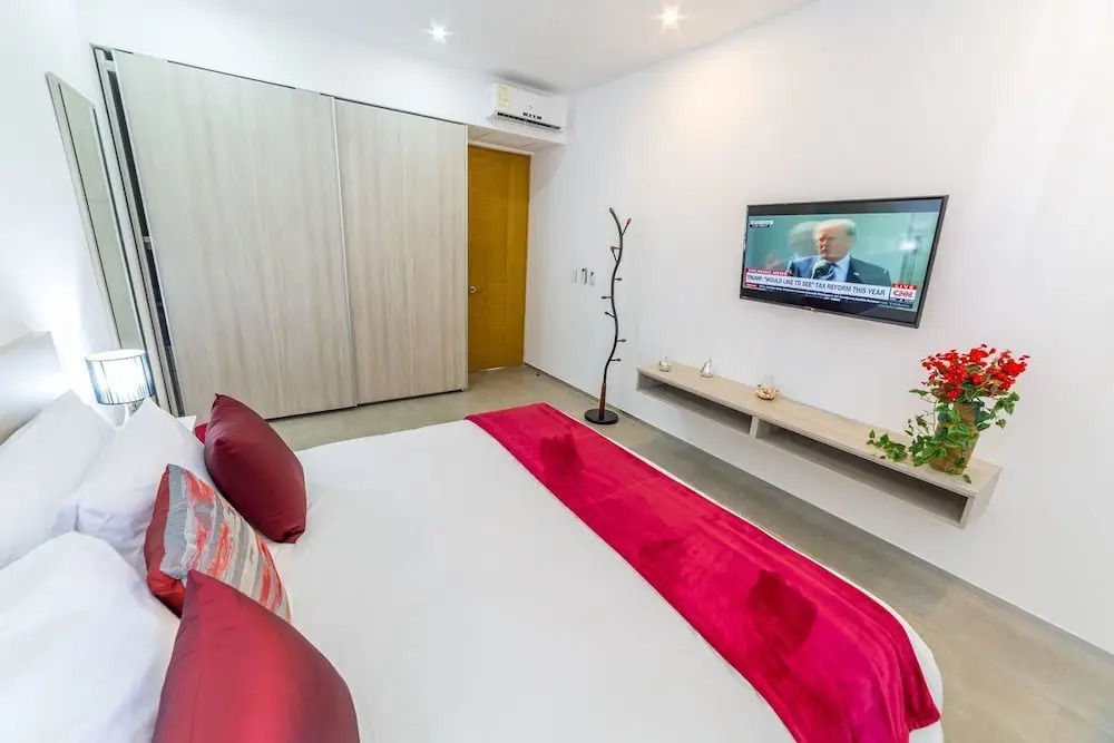 Mtc1115-menesse The City 1 1 Bedroom 1 Bathroom Condo