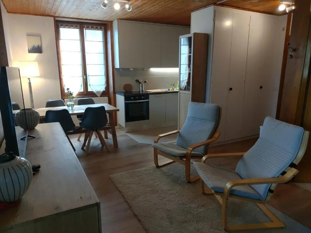 Studio au calme, vue imprenable sur la vallée