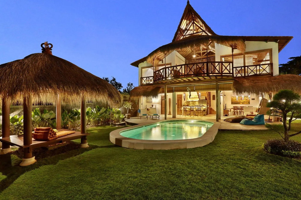 Breezy Point Villas