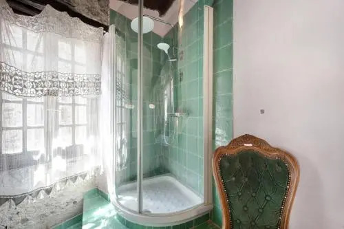 Le Petit Chateau