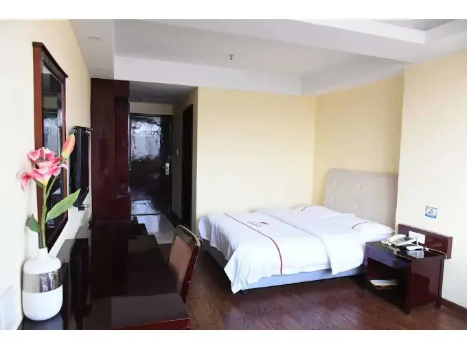 Jiaxing ShiMao Inn